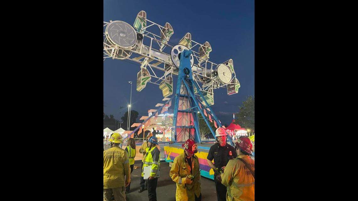 A carnival ride in Thousand Oaks froze up, trapping about 18 riders in midair until they could be rescued by firefighters, California officials say.