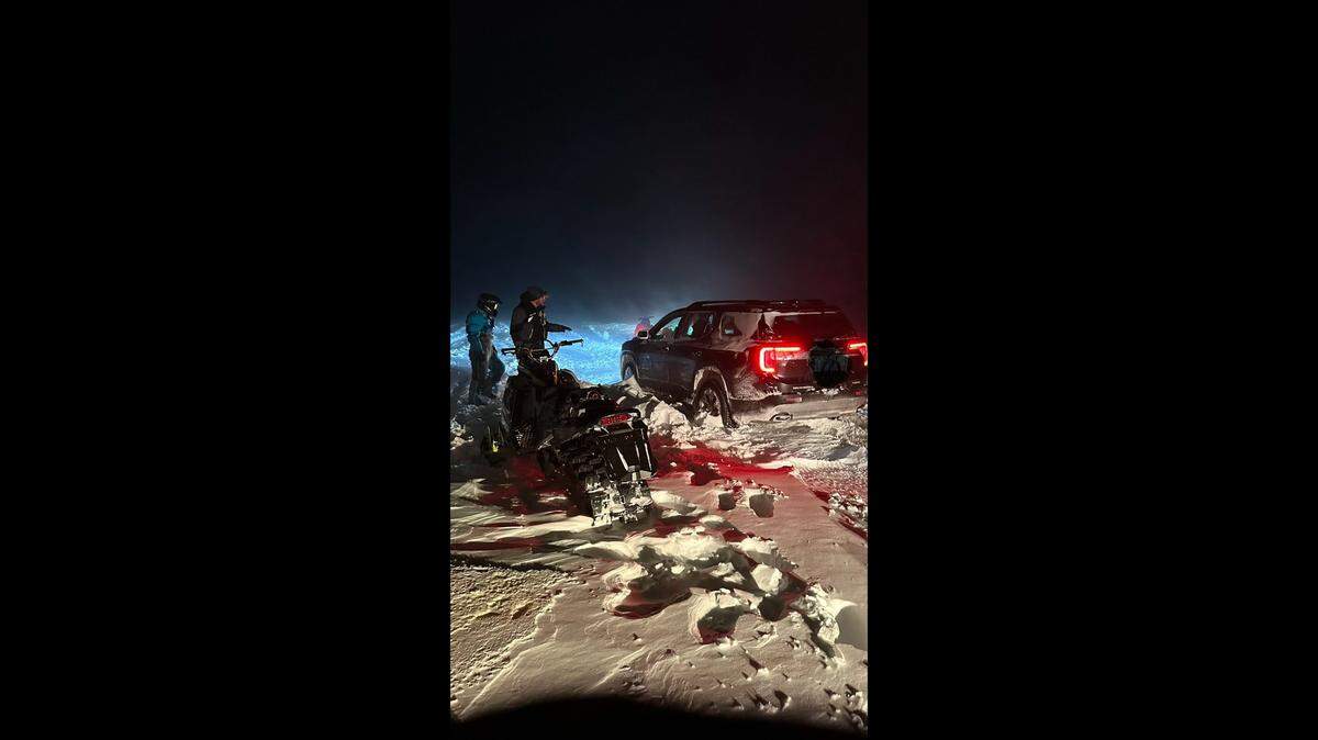 A couple visiting from Texas got stranded in 5-degree weather when their rental car got stuck in snow, Utah officials said.