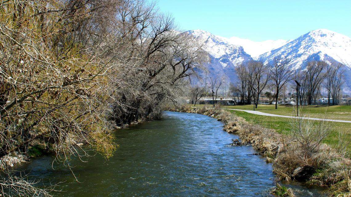 A group of tubers became stranded on a rocky island in the Provo River after taking shelter in a storm, Utah rescuers say.