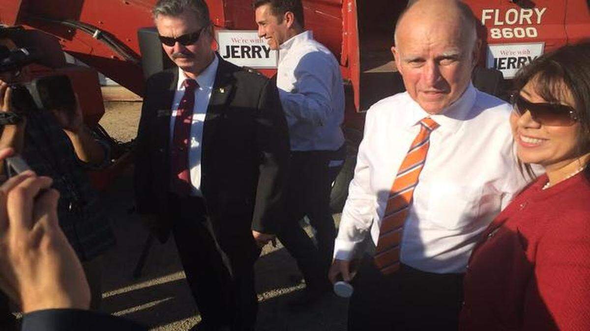 
Gov. Jerry Brown speaks with supporters at a campaign event in Modesto on Wednesday, Oct. 29, 2014.
