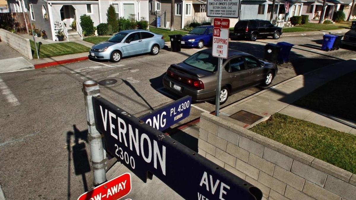 The city of Vernon has faced criticism for years about the oversized salaries it pays to city employees and the salaries fueled one effort in the Legislature to have it disincorporated. A new report from the state controller’s office says it has the highest average salaries of any California city.