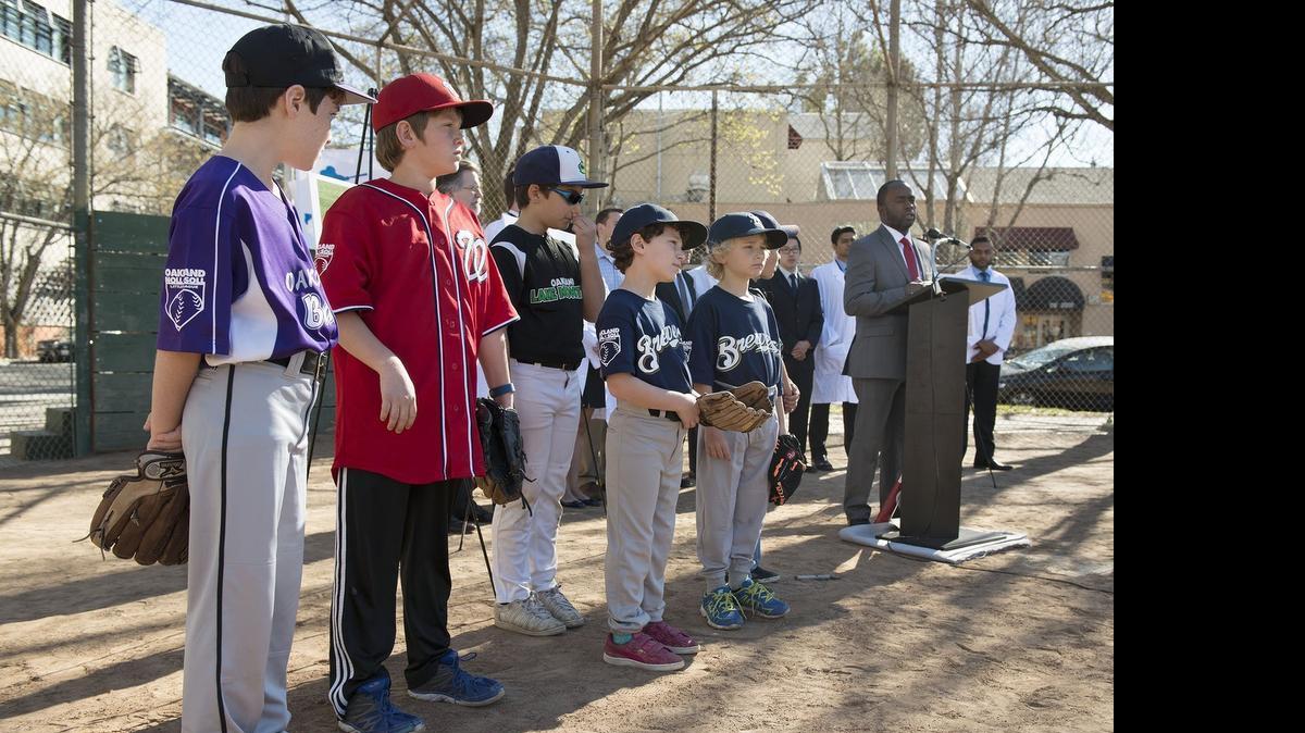 
Introduced in Sacramento’s Roosevelt Park in February, a bill by Assemblyman Tony Thurmond, D-Richmond, to essentially ban tobacco from baseball has been scaled back to apply only to smokeless tobacco at major- and minor-league venues, leaving out local parks used by Little League or recreational teams.
