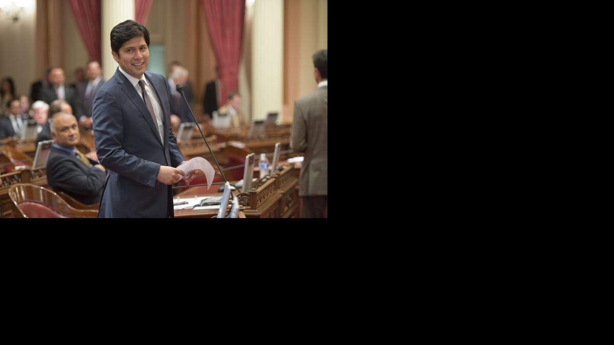 
Senate President Pro Tem Kevin De Léon, D-Los Angeles, cut 39 jobs from the chamber’s payroll.

