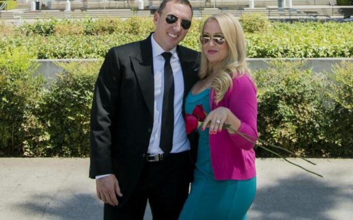
Press aide Amanda Fulkerson and husband-to-be Terry Kennedy outside the state Capitol on Aug. 27, 2015.
