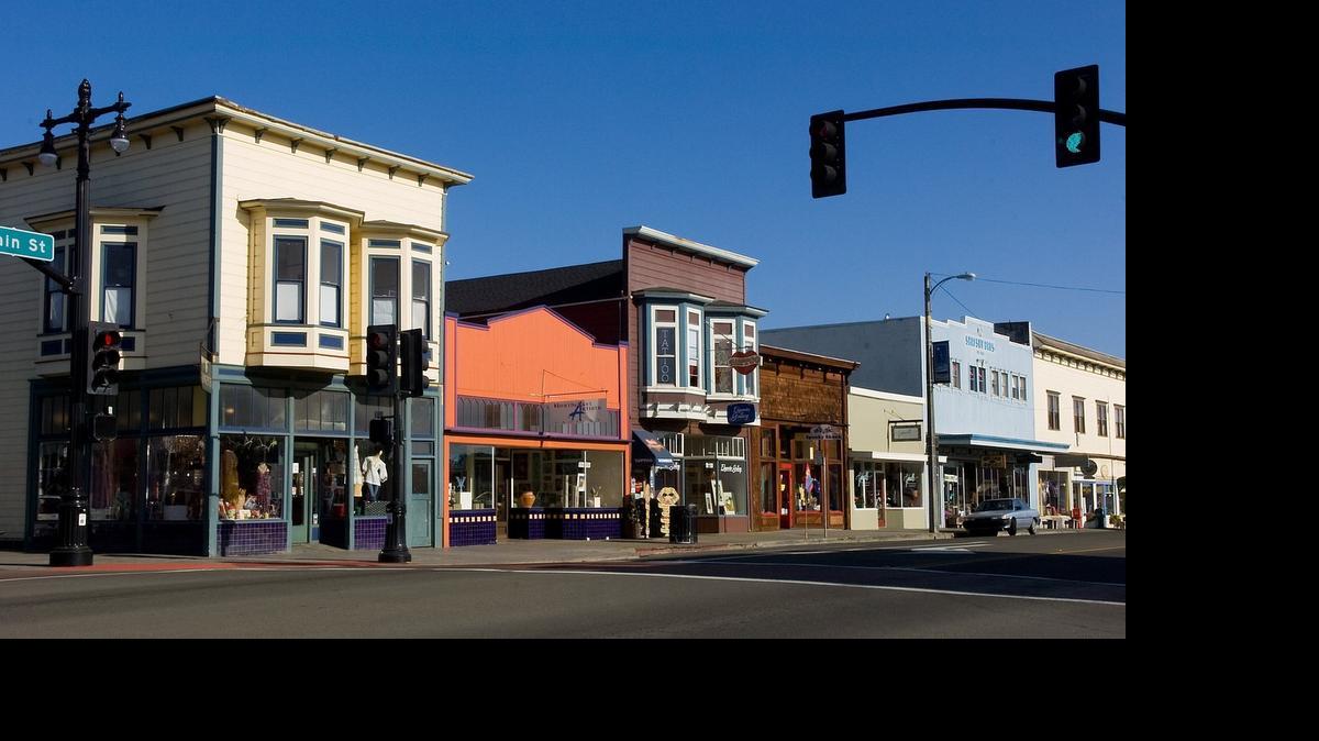 
Main Street in Fort Bragg on April 16, 2008.
