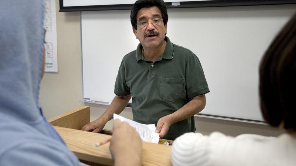 Cirano Rodriguez talks to students following his Mexican-American history class lecture at Woodland Community College on April 30, 2007.