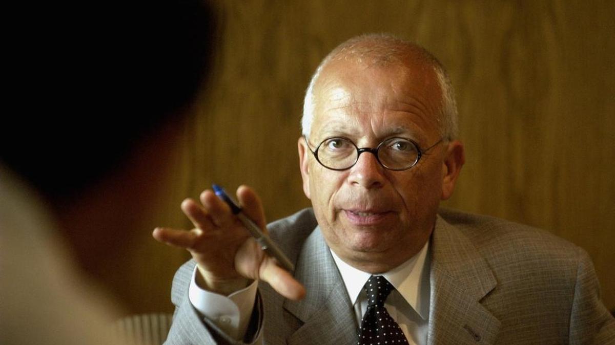 Richie Ross, a political consultant and lobbyist who advises the United Farm Workers union, is shown here in his Sacramento office on May 28, 2003.