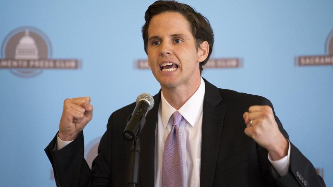Marshall Tuck speaks to the Sacramento Press Club on Sept. 25, 2014.