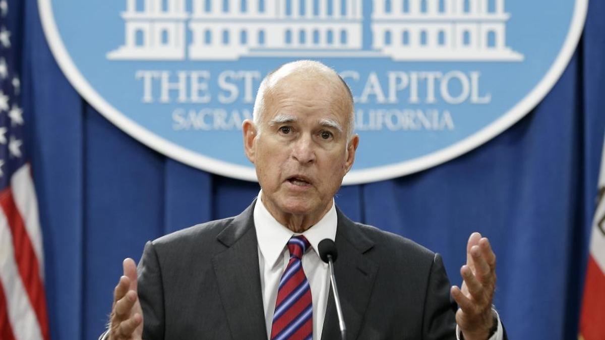 
California Gov. Jerry Brown discusses the scaling back of proposal to address climate change that he supported during a news conference, Wednesday, Sept. 9, 2015, in Sacramento, Calif.
