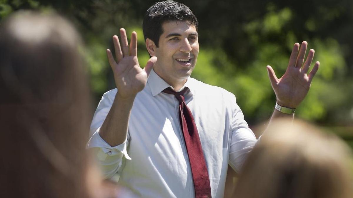 Assemblyman Matt Dababneh addresses a group of supporters during a rally at the Capitol in 2014.