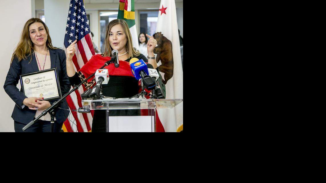 
U.S. Rep. Loretta Sanchez, right, presents a Certificate of Congressional Recognition to Alejandra Garcia Williams, left, Mexico's Consul of Mexico in Santa Ana, Calif., during the official inauguration of the consulate in Santa Ana on Jan. 15, 2015.
