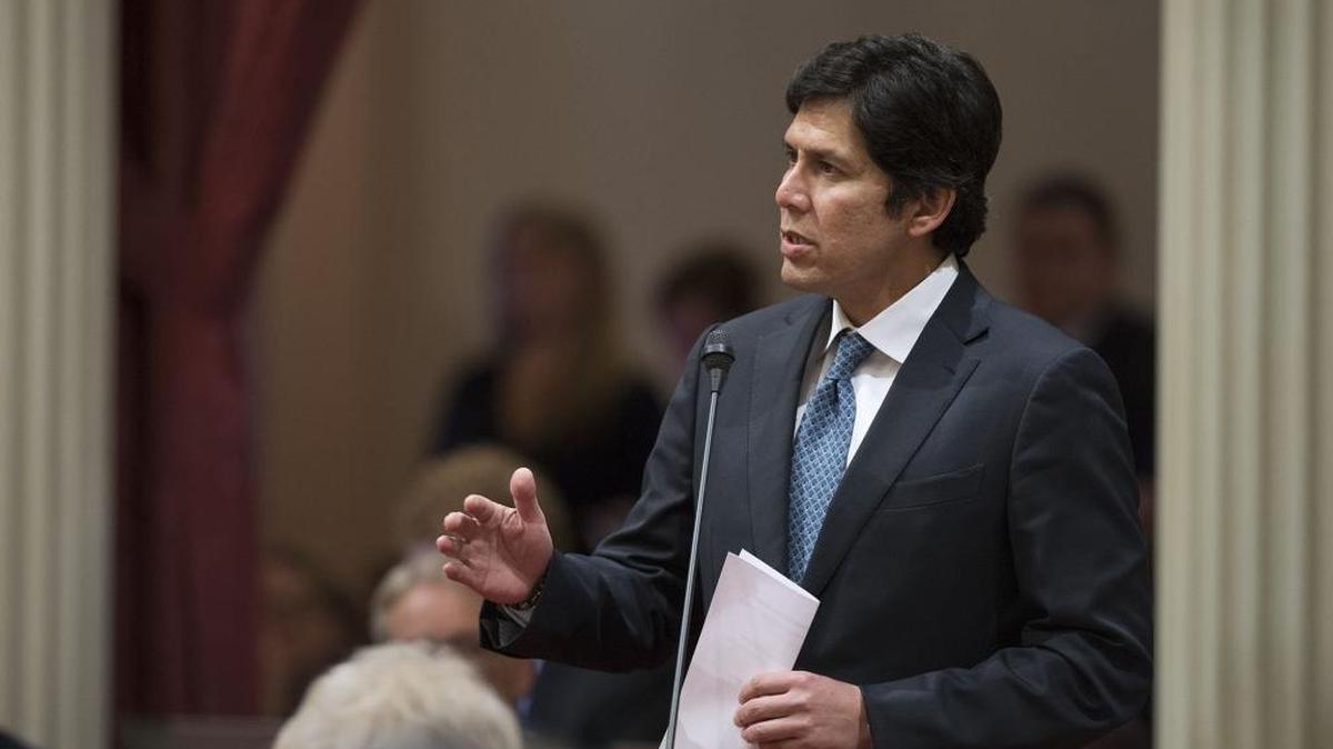 Senate President Pro Tem Kevin de Leon addresses fellow members on the Senate floor.