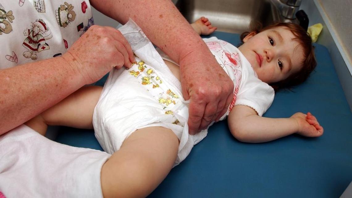 Assembly Bill 1127 requires state and local agencies, as well as public venues such as movie theaters, grocery stores, sports arenas and restaurants, to provide at least one diaper-changing station accessible to women and men. The provision applies to new construction or significant renovations of facilities.