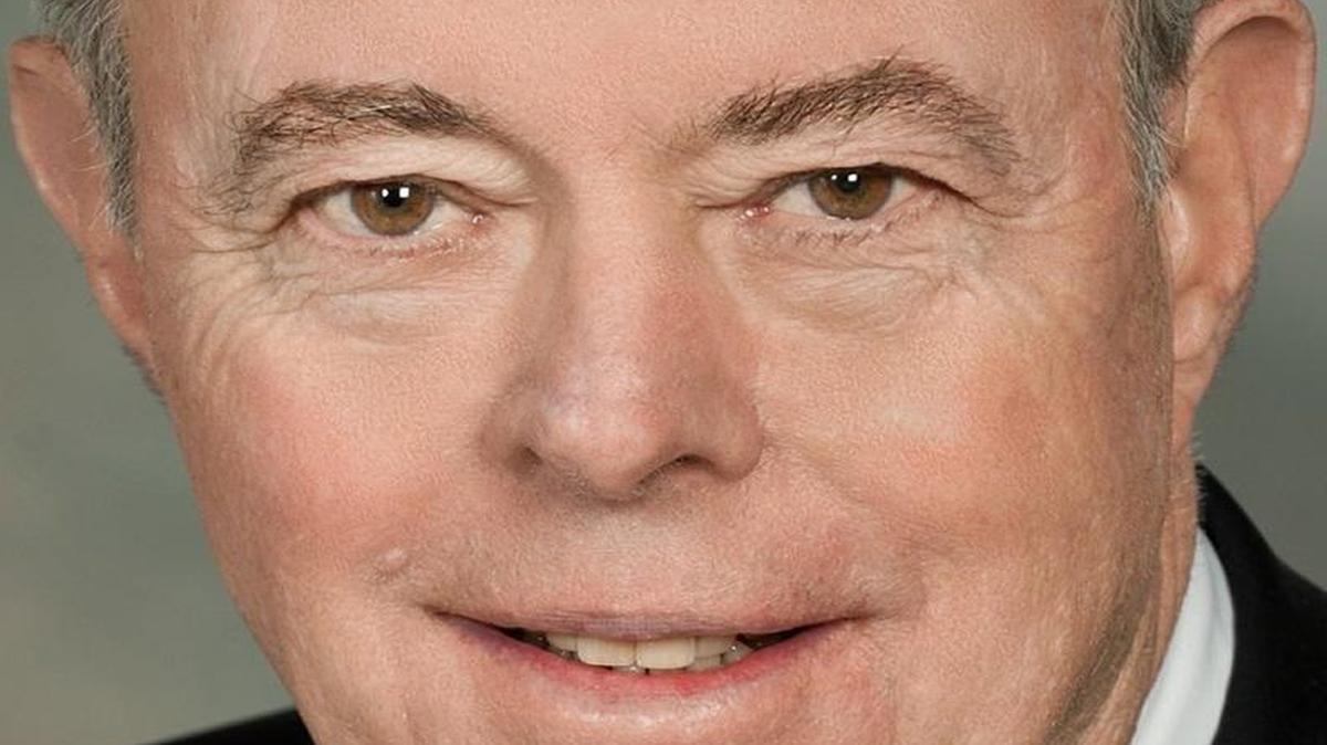 John Van de Kamp served as California attorney general from 1983 until 1991. He previously was Los Angeles district attorney. Van de Kamp died Tuesday.