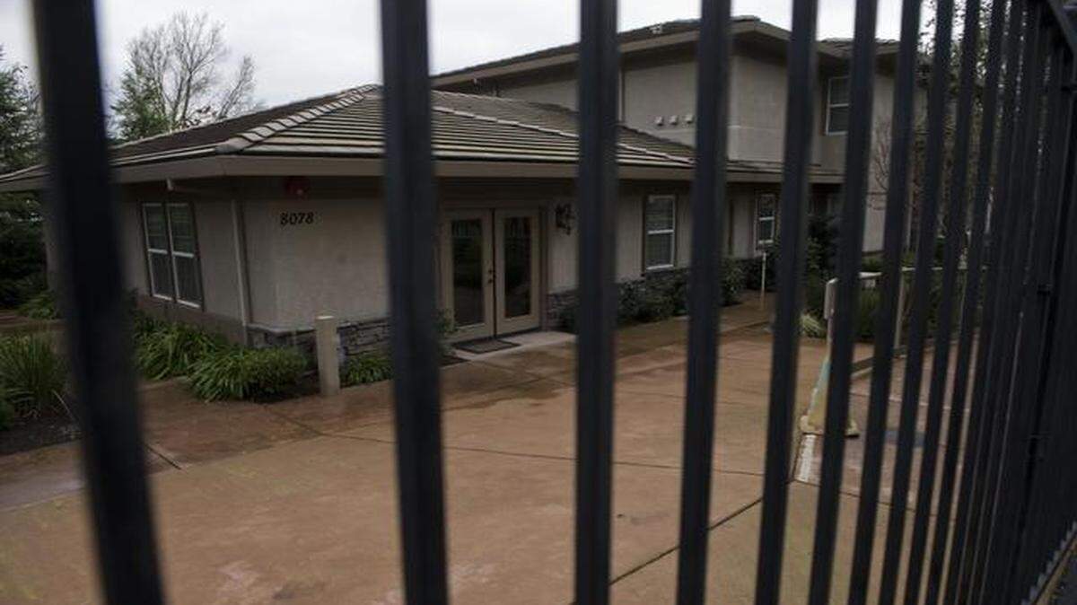 
A Fair Oaks care site for the elderly was closed in 2011. On Thursday, a state auditor report said that a backlog of complaints that number in the thousands is a key factor causing deficiencies in the Department of Public Health’s problems overseeing nursing homes and other long-term care facilities.
