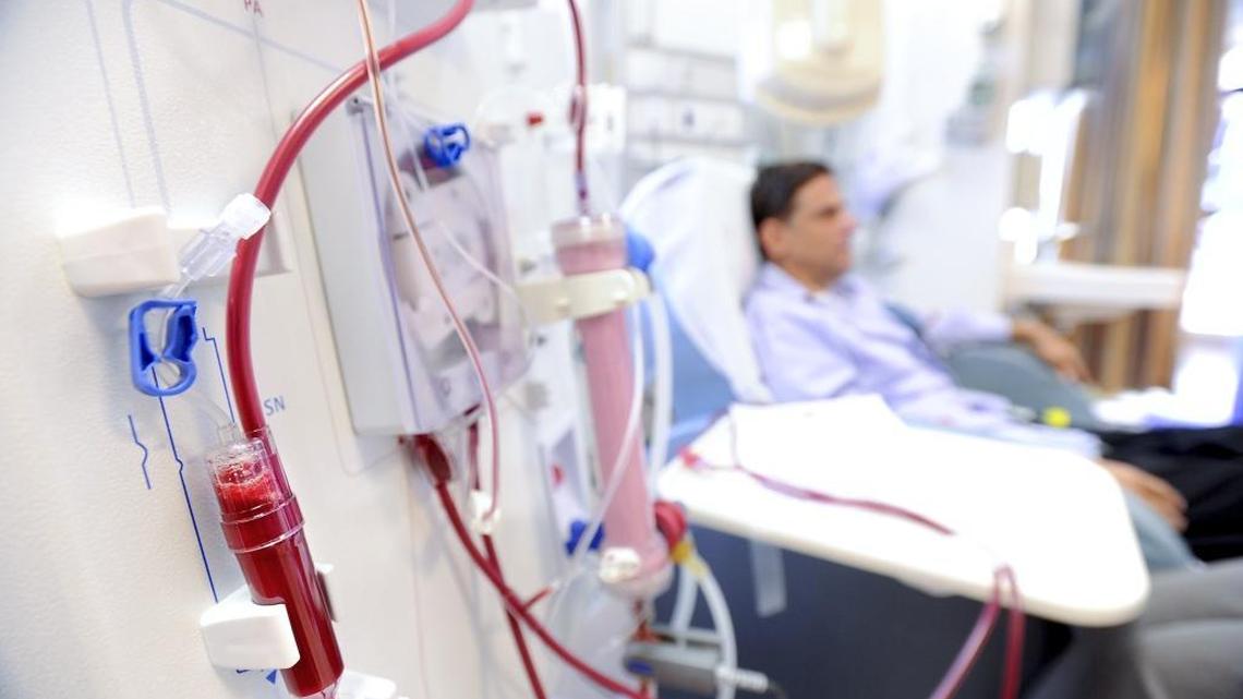 A patient undergoes dialysis treatment at a Veterans Affairs hospital in 2011. A healthcare workers union is pushing a bill and an initiative in California meant to increase the number of unionized dialysis workers.