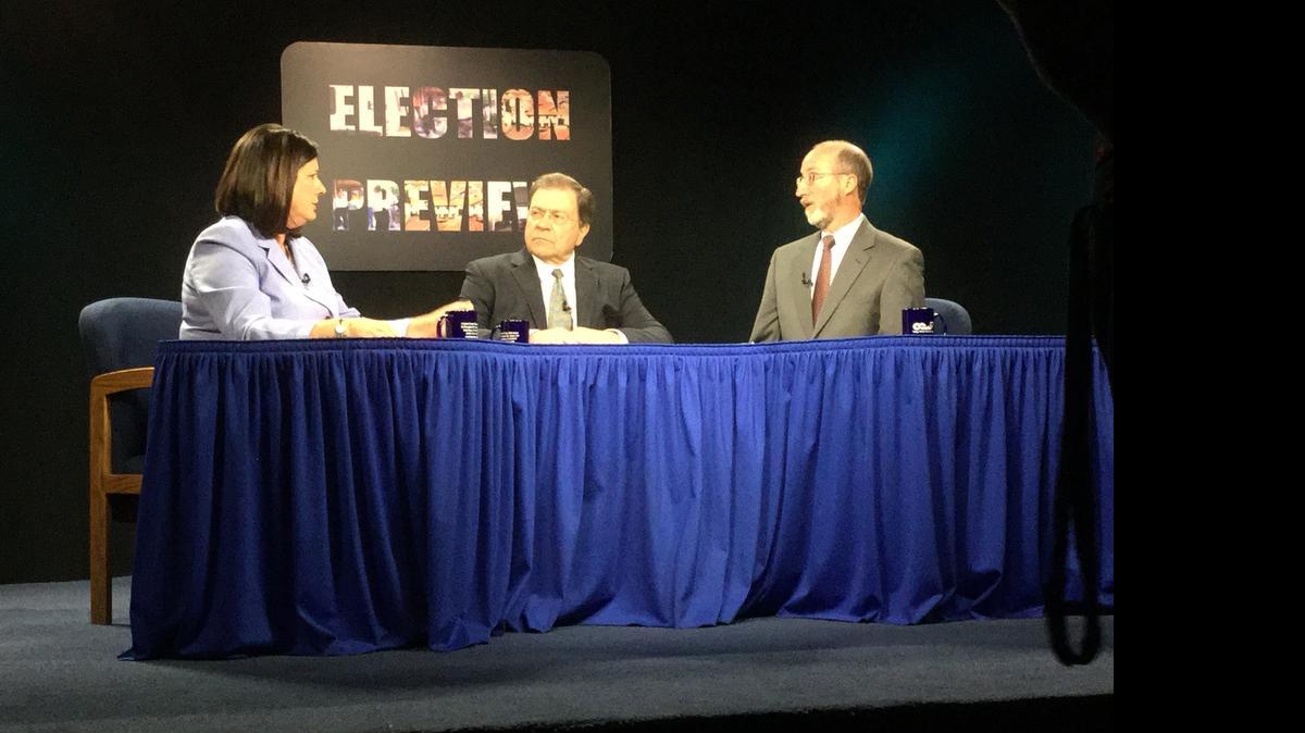 
Assemblyman Susan Bonilla, D-Concord, and Orinda Mayor Steve Glazer, D-Orinda, at a candidates forum April 30.
