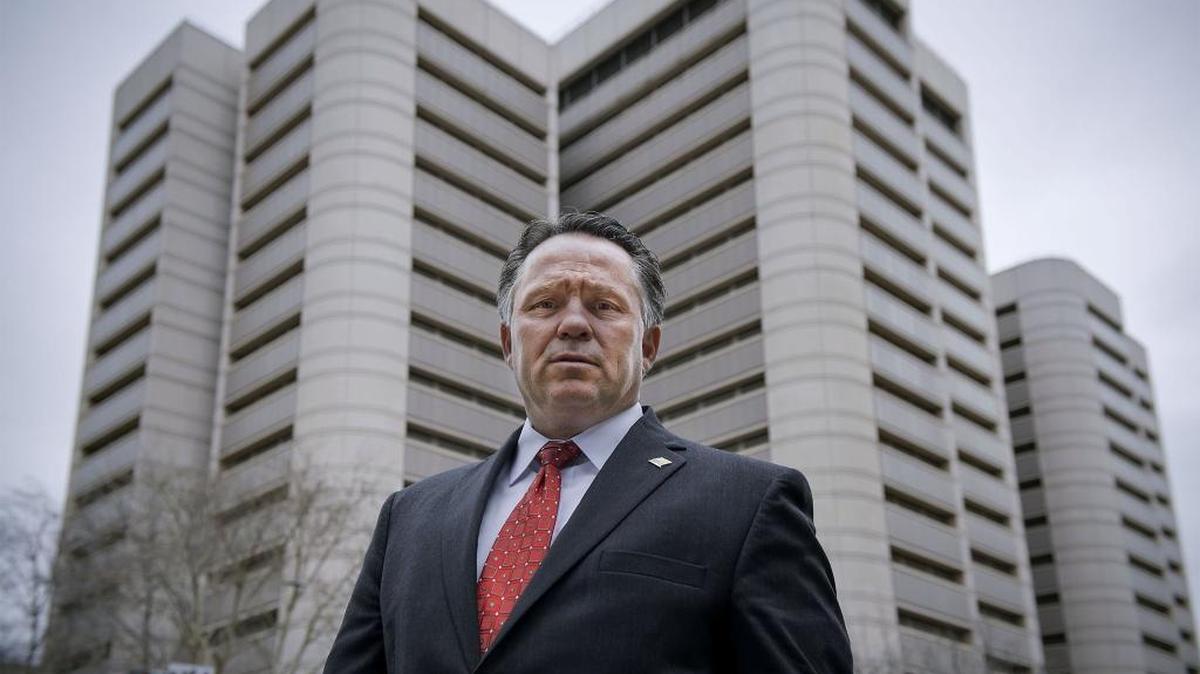 Topo Padilla, president of the Golden State Bail Agents Association, here standing in front of the Sacramento County jail on Thursday, said monetary stakes are the best way to ensure that someone appears in court after being released. A pair of lawmakers is pursuing legislation this session to overhaul bail.
