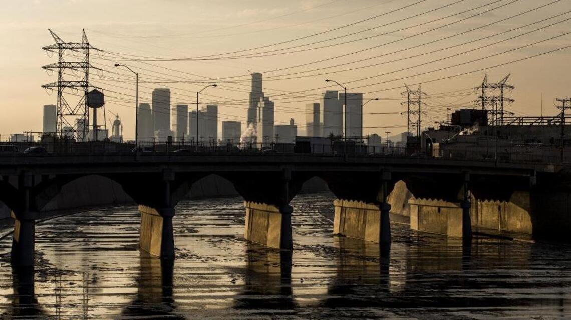 Bill addresses local government corruption in Los Angeles County