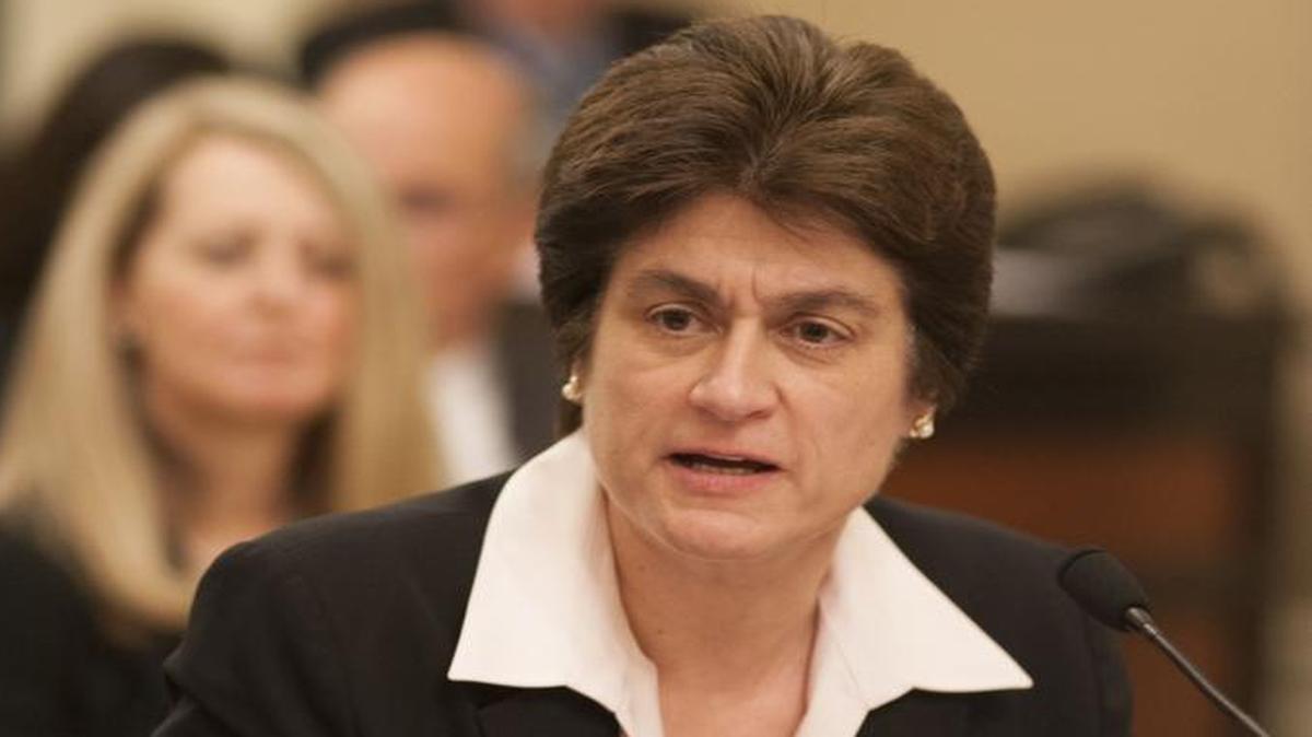 Elaine Howle has led the State Auditor’s Office since 2000. Her expected reappointment to the post has been delayed by an anonymous letter that was sent to key lawmakers just before they were scheduled to consider extending her position.