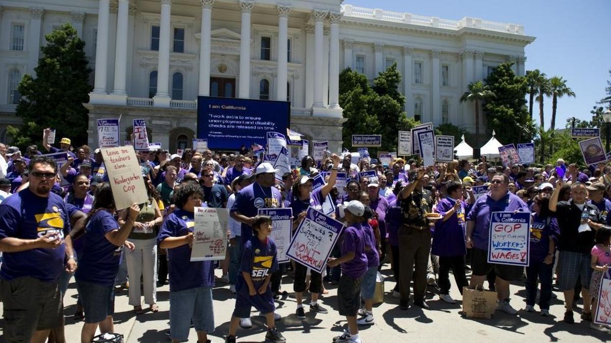 SEIU Local 1000 members and supporters gathered at the Capitol on June 30, 2010, to protest a proposed cut to their salaries to the federal minimum wage.