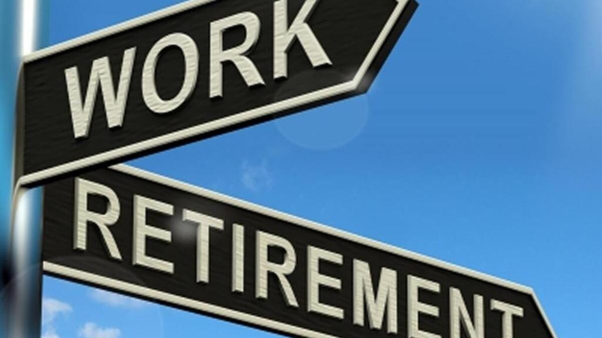 Fewer California state employees retired in the first nine months of 2015 than the year before.