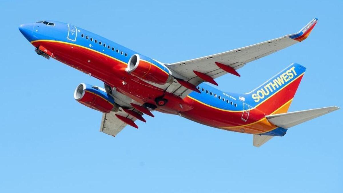 A Southwest Airlines Boeing 737 takes off at Los Angeles International Airport in 2015. Proponents of air traffic control privatization complain that California’s big airports are among those with the highest rates of flight delays.