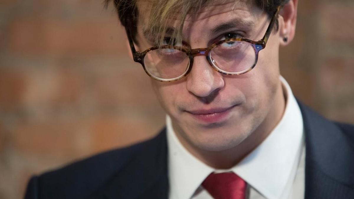 Milo Yiannopoulos resigned as editor of Breitbart Tech after coming under fire from other conservatives over comments on sexual relationships between boys and older men.