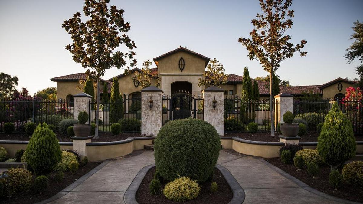 
Ling Wancheng, a wealthy and politically connected businessman who fled to the U.S., was living in this $2.5 million home in Loomis. China is demanding that the Obama administration return Ling, according to several American officials familiar with the case. Should he seek political asylum, he could become one of the most damaging defectors in the history of the People’s Republic of China.
