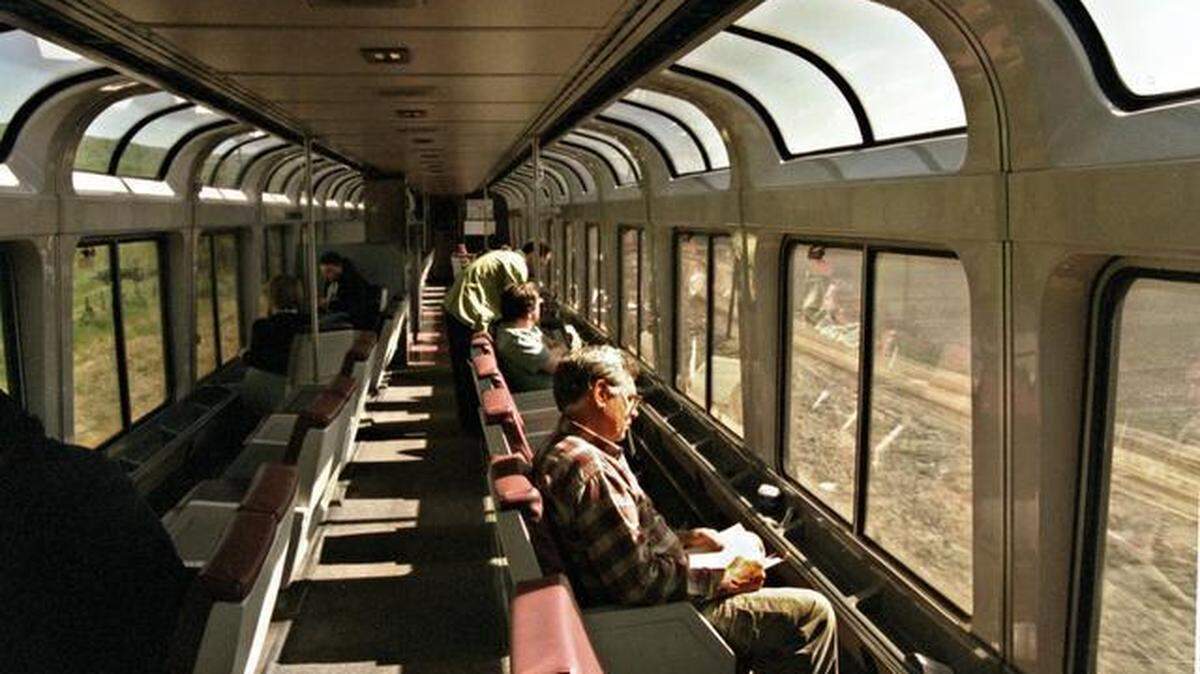 Amtrak's Coast Starlight train will resume full service from California to Oregon and Washington beginning Saturday, June 23, 2018.