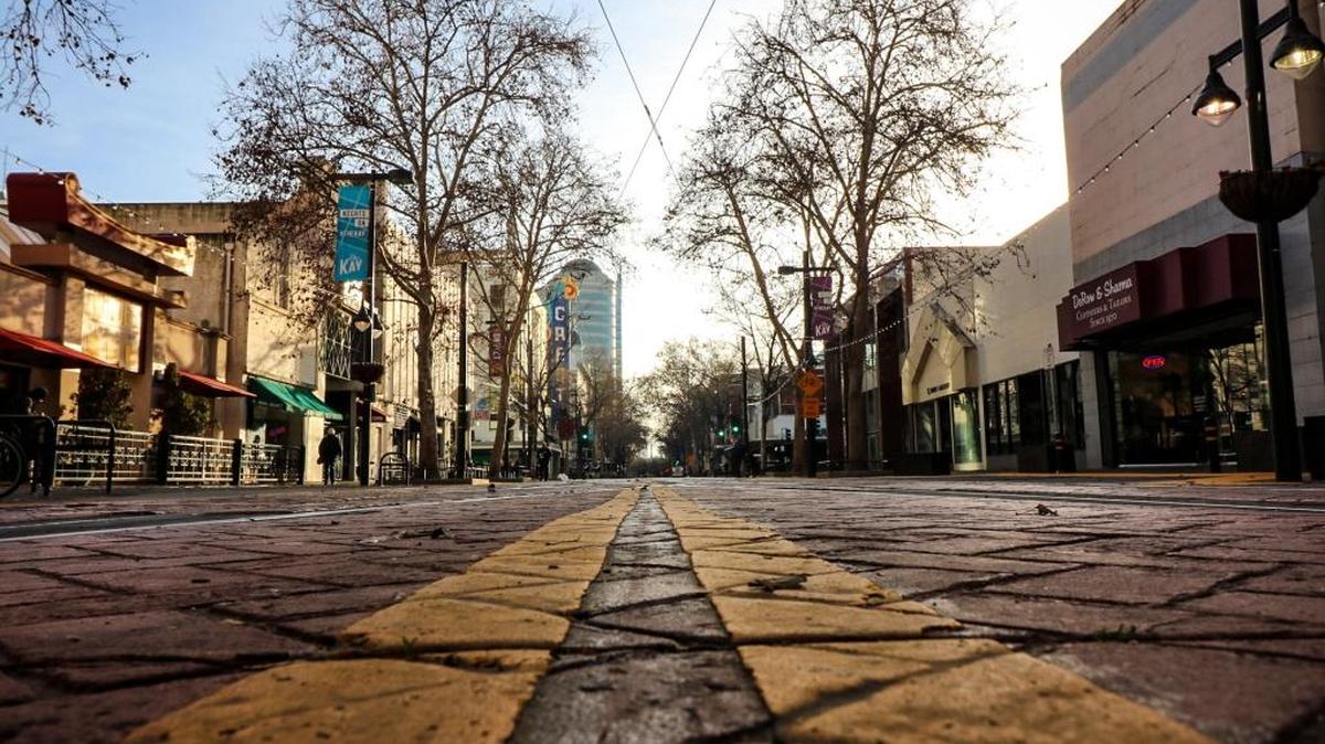 K Street has gone through several incarnations, from grand urban boulevard to pedestrian mall to street to nowhere.