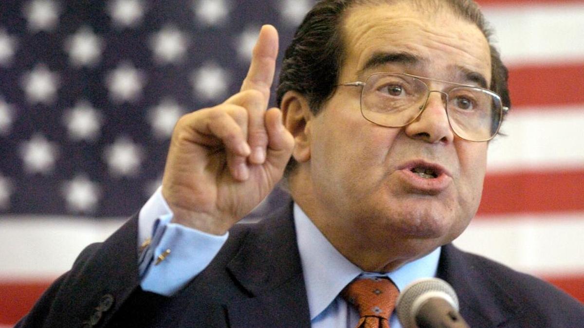 Supreme Court Justice Antonin Scalia’s tenacious national presence galvanized a nationwide effort by conservative lawyers to change the way judges interpret the Constitution and the results they reach.