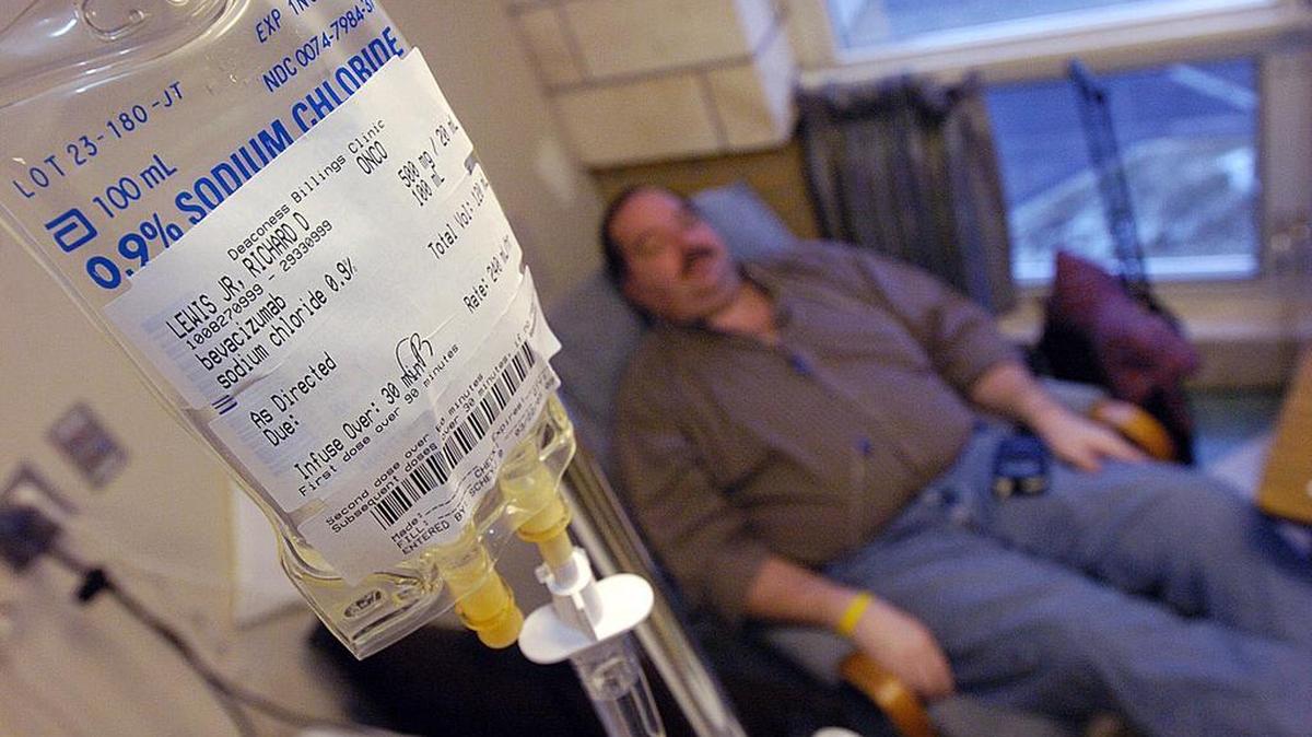 A patient receives cancer treatments with Avastin, or bevacizumab, in 2005. At first touted for excellent results, the cancer drug ultimately was found to have no effect on overall survival or the patients’ quality of life.