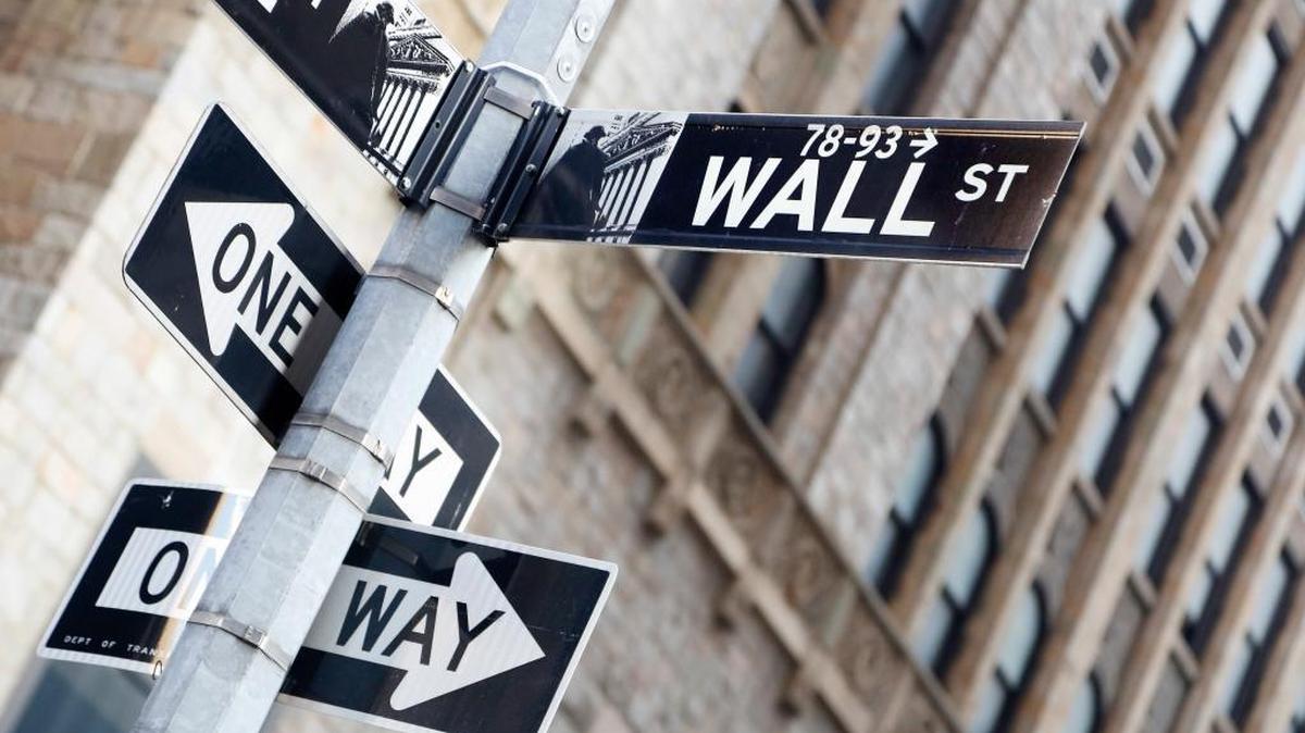 Donald Trump and Hillary Clinton would take the economy in different directions, but they have one thing in common – their focus on the middle class has Wall Street concerned.