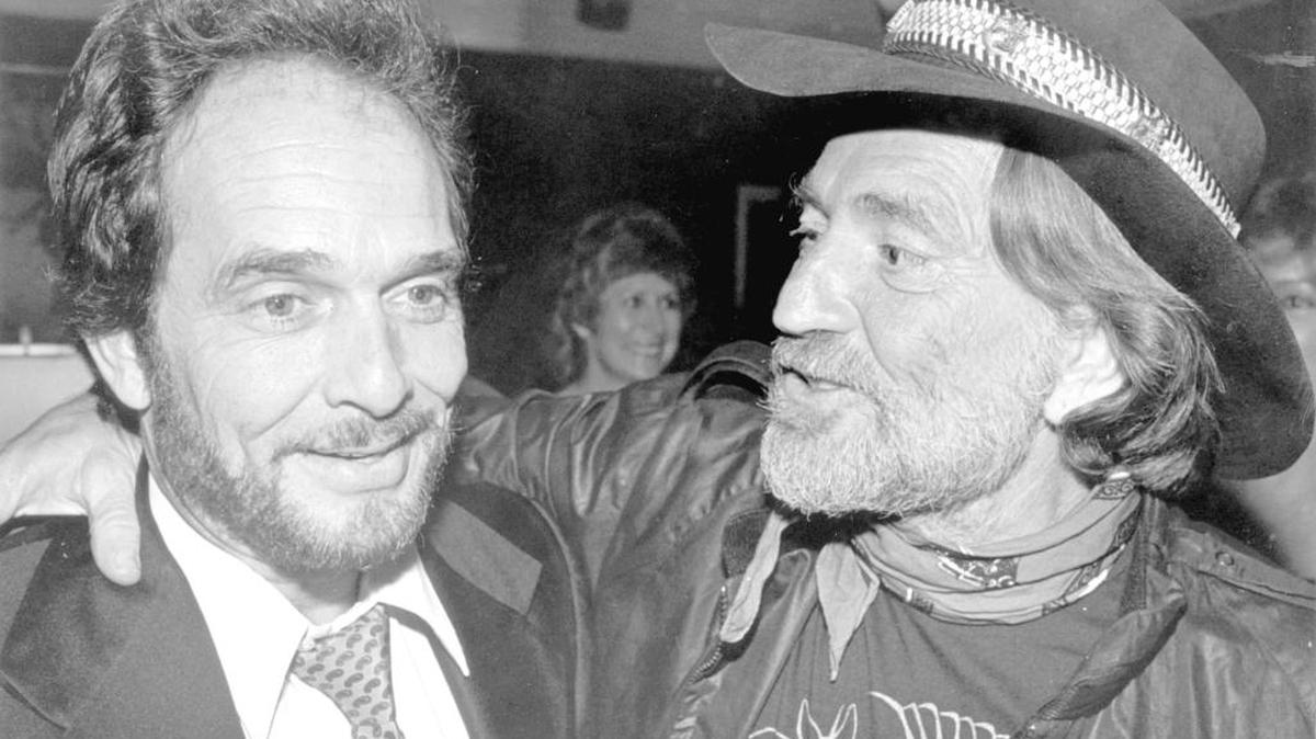 California’s Merle Haggard, left, and Texas’ Willie Nelson made an album together – a sign their states may have more in common than it seems. (Los Angeles Times/TNS)