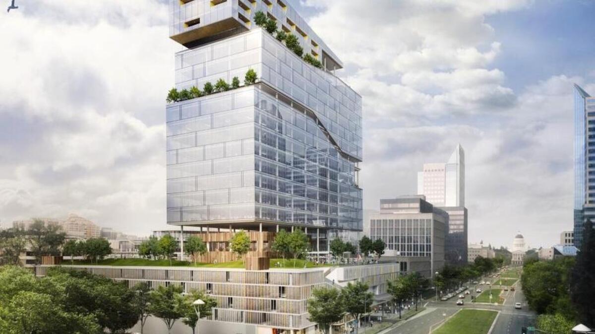 Sacramento’s “hole in the ground” could be replaced with a 30-story tower. It would have a landscaped terrace that would be accessible by pedestrians from Capitol Mall.