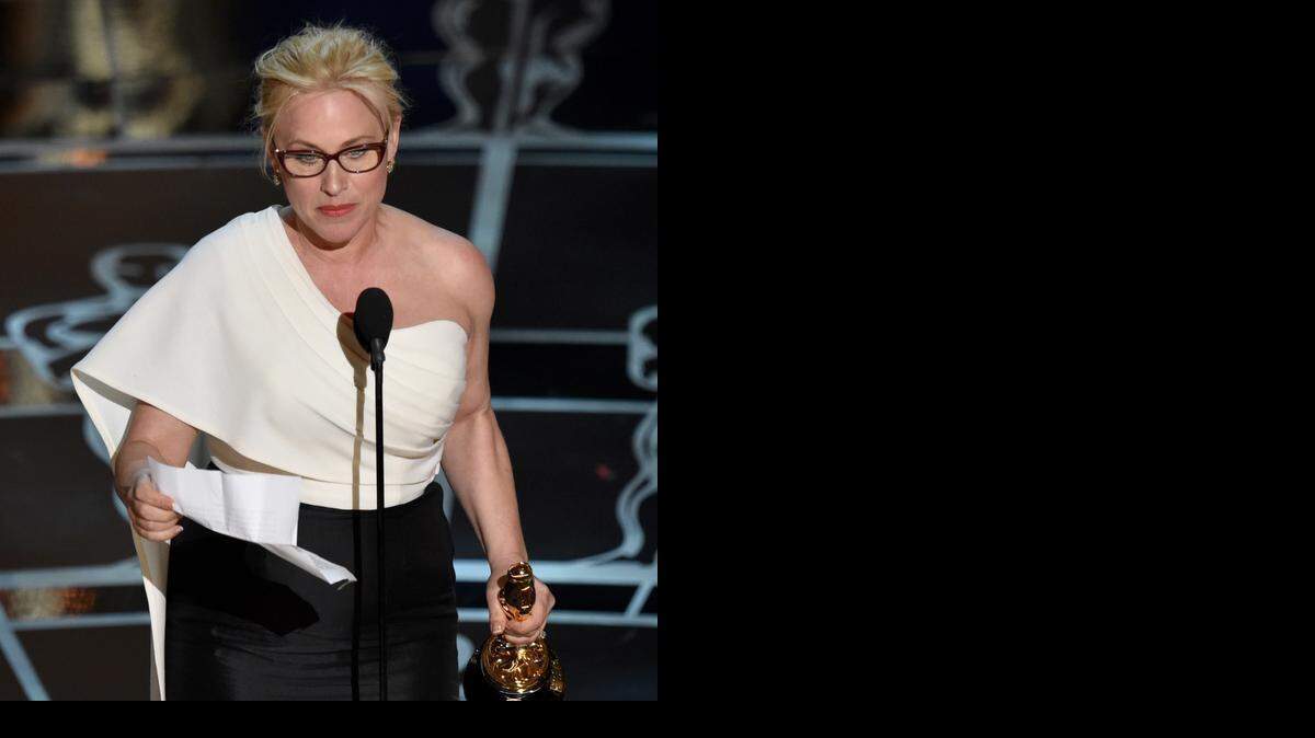 
Patricia Arquette, accepting the best supporting actress Oscar on Sunday, made an impassioned call for equal pay for women.
