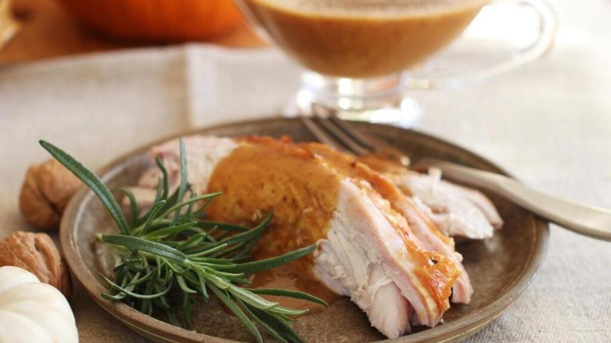 Heading into the holidays, the U.S. Department of Agriculture’s Food Safety Inspection Service has reported a 10 percent decrease in foodborne illness from meat, poultry and eggs.