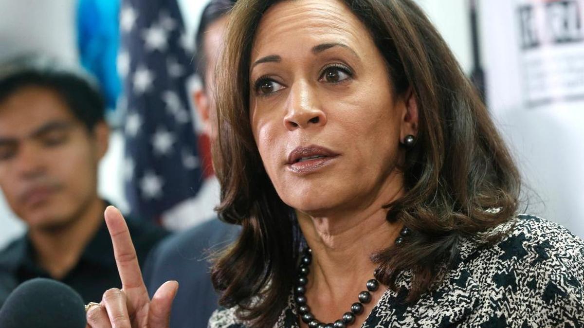 Senator-elect Kamala Harris speaks with immigrant families and their advocates, discussing the election results and the nation's future in Los Angeles on Nov.10, 2016. Harris came to the aid of labor by providing a questionable title for an initiative to roll back public employee pensions, as described by the nonpartisan CalMatters.
