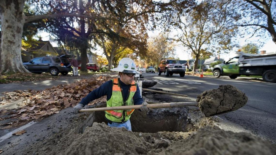 Sacramento’s utilities require a $2.2 billion upgrade. Water rates could go up