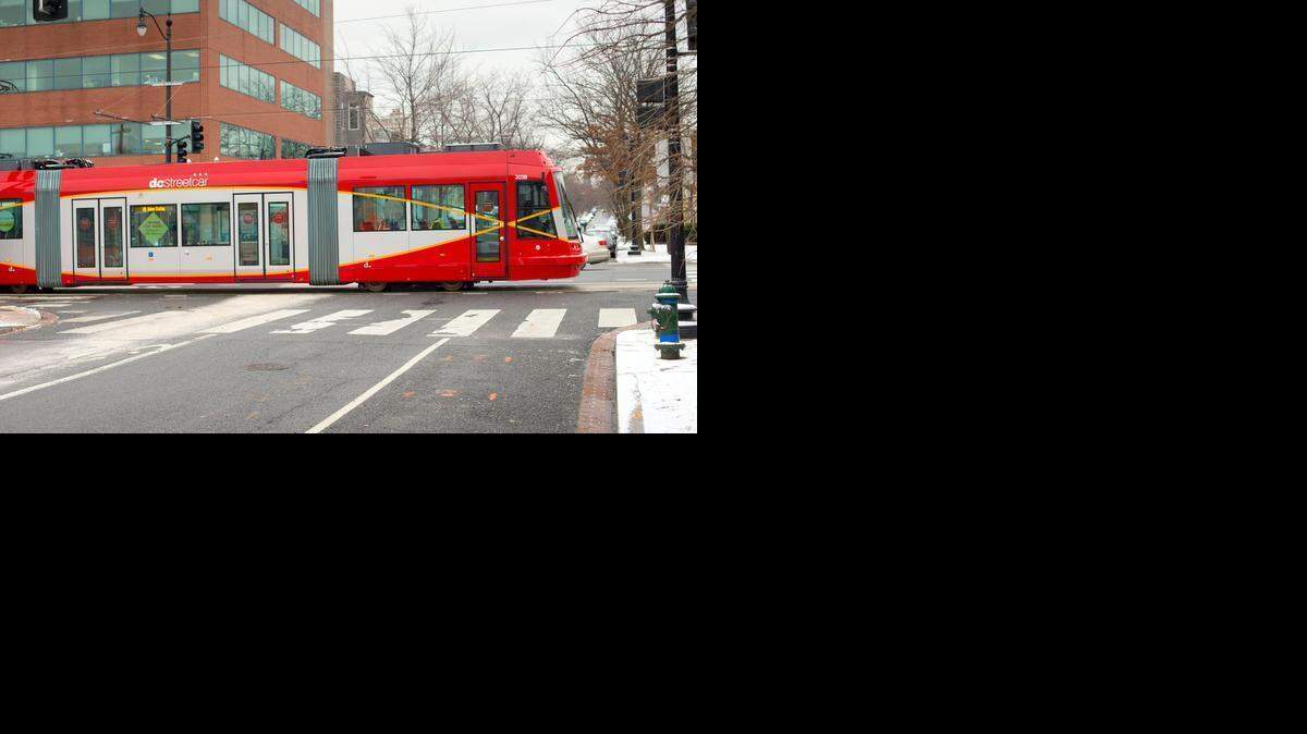 
Streetcars returned to Washington, D.C., last month for the first time in 50 years. A proposed line between Sacramento and West Sacramento cleared a big hurdle this week.
