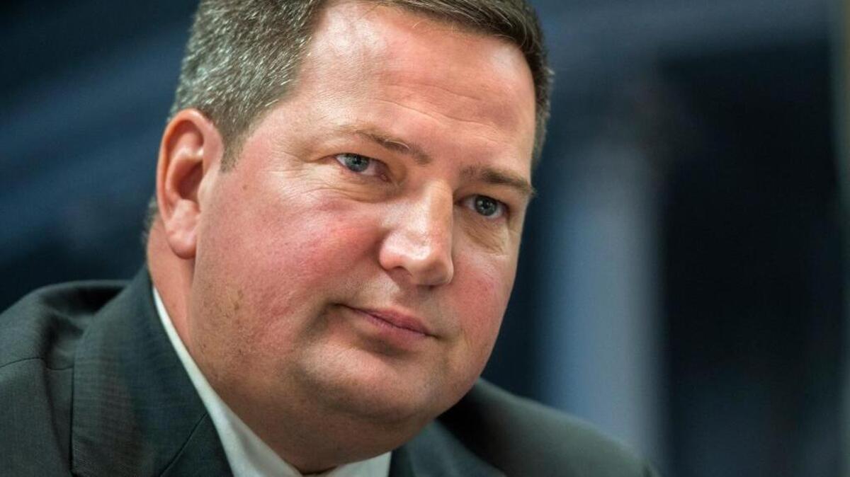 Sheriff Scott Jones, who is running for Congress, says that if county supervisors don’t underwrite his issuance of concealed weapons permits, he will find the money in his own budget.