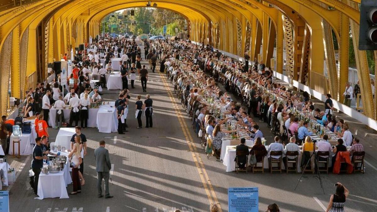 With tickets for the Tower Bridge dinner being made available through a lottery, your chances of landing one is not very good ... unless you’re very friendly with one of the corporate sponsors. And, there are a lot fewer tickets available to the general public. Last year there were 250 tickets for the general public, this year 110.