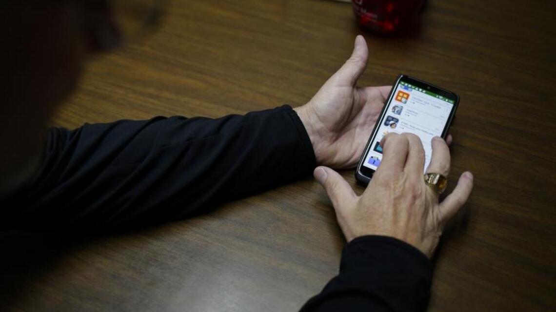 ‘Sexting’ is stupid, but it shouldn’t be felony for teens