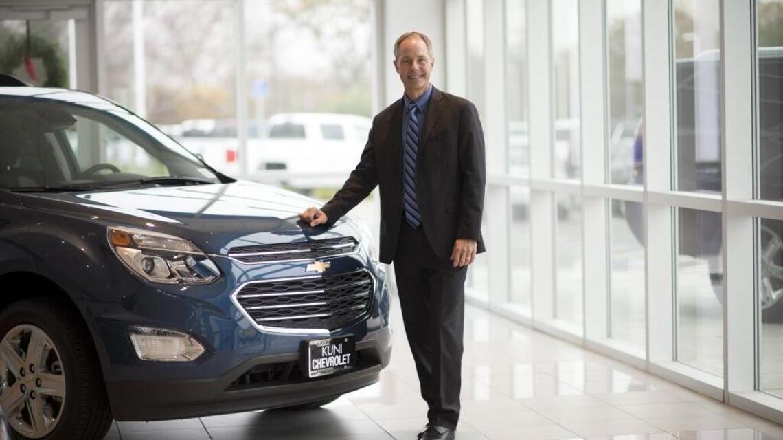 Bill protects new car dealers and consumers from bad behavior by automakers