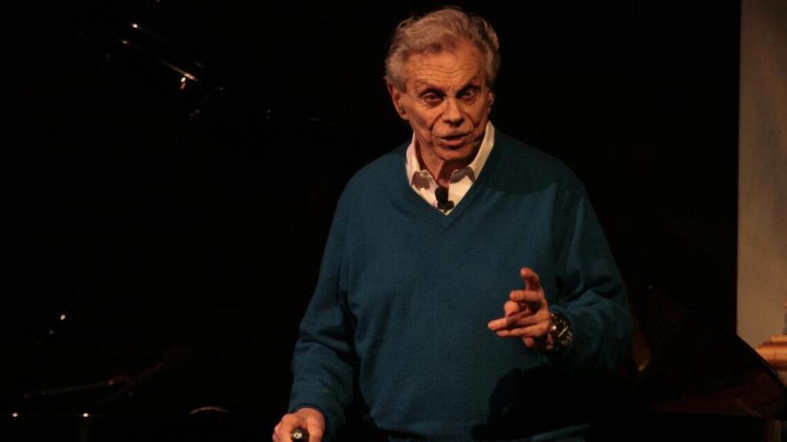 Dan Morain: Satirist Mort Sahl riffs on Jon Stewart