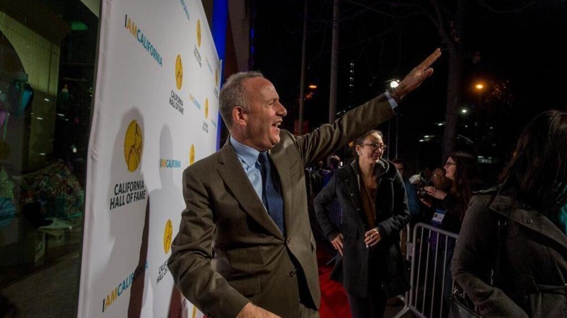 Mayor Steinberg dials for dollars differently than Kevin Johnson. Does that make it OK?