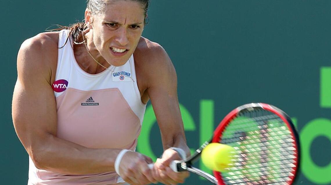 Women, bikinis and Serena Williams