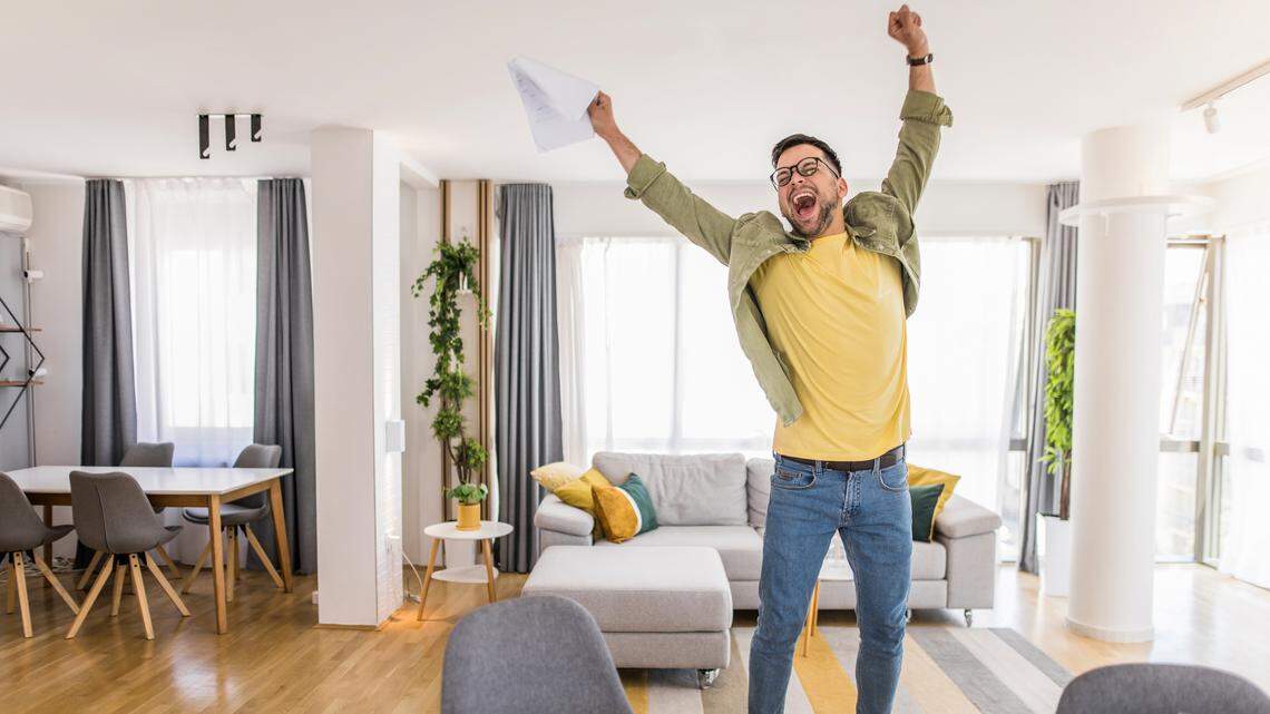 Snowball vs Avalanche: Which is Best for Eliminating Credit Card Debt?