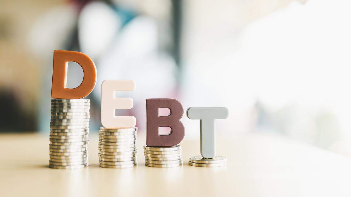 Difference Between Debt Relief and Debt Consolidation